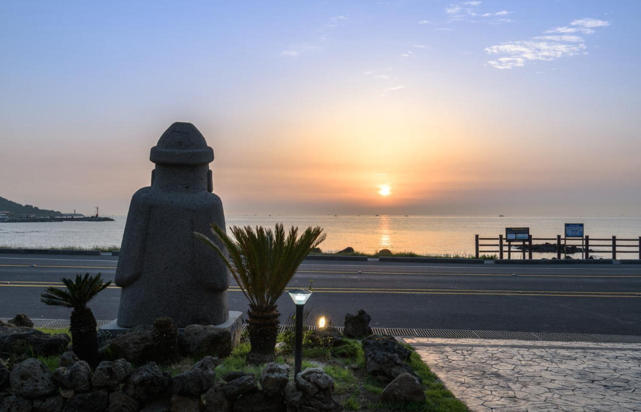 Hotel Mer Bleue Jeju Eksteriør billede