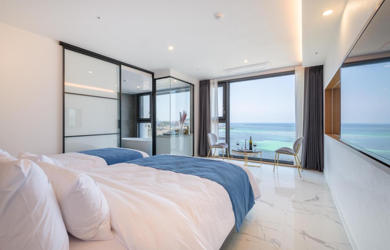 Hotel Mer Bleue Jeju Eksteriør billede