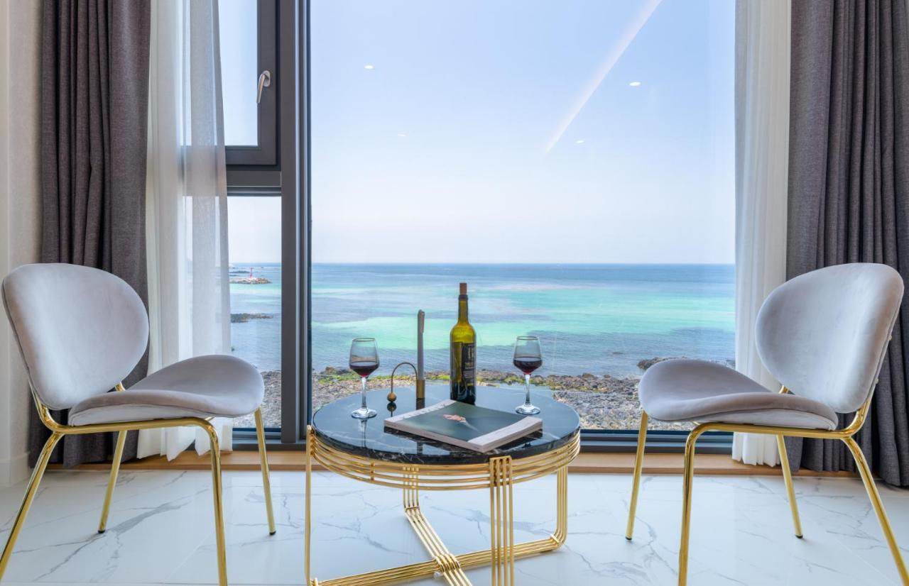 Hotel Mer Bleue Jeju Eksteriør billede