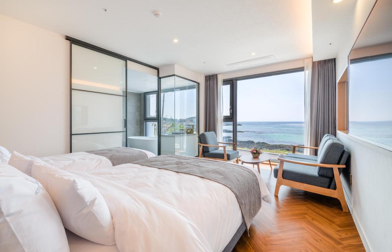 Hotel Mer Bleue Jeju Eksteriør billede