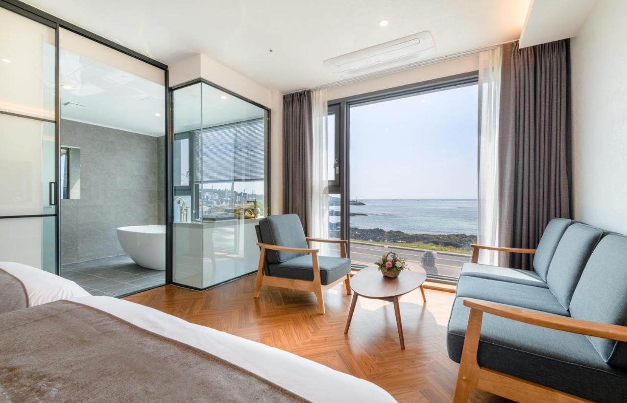 Hotel Mer Bleue Jeju Eksteriør billede