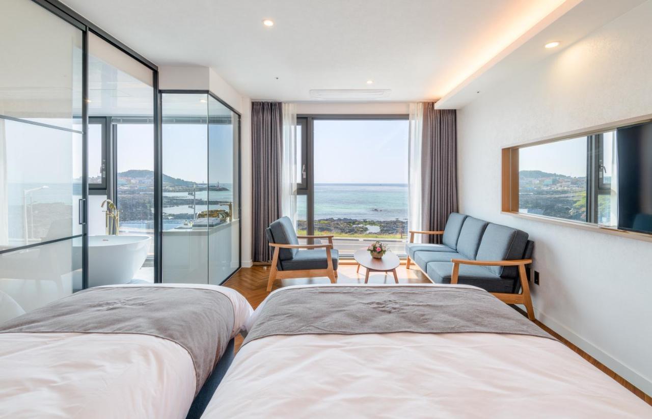 Hotel Mer Bleue Jeju Eksteriør billede