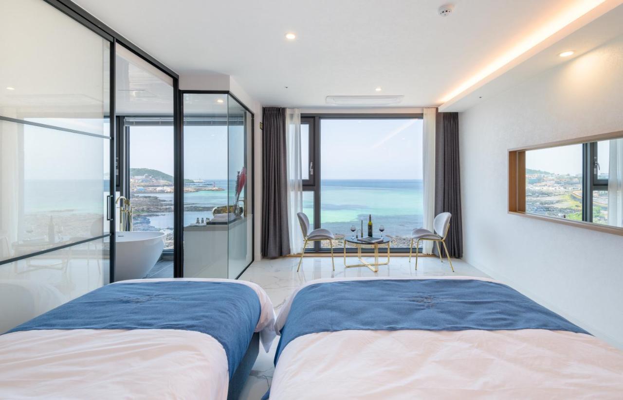 Hotel Mer Bleue Jeju Eksteriør billede